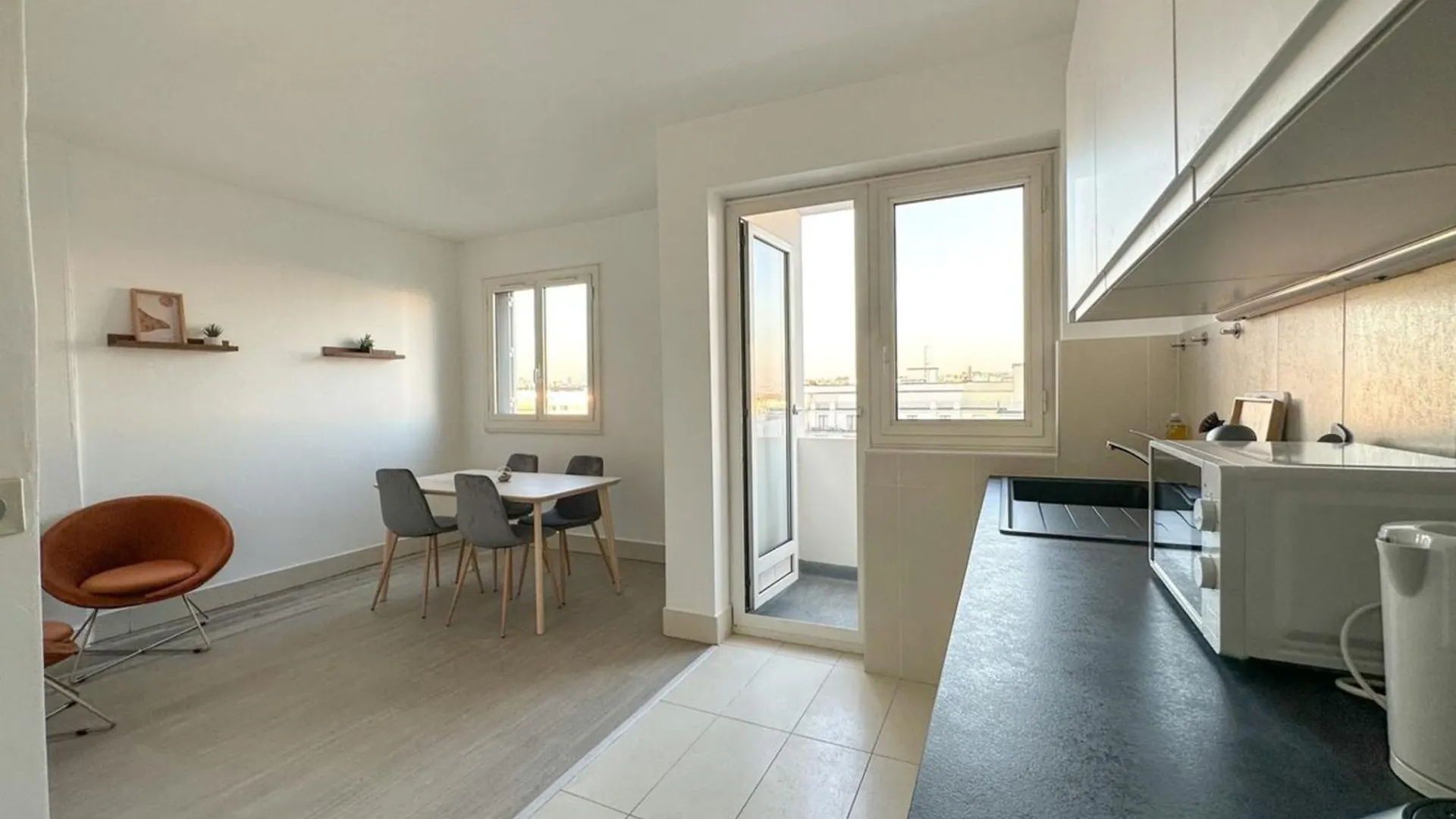 Flexliving - Whole - Remusat Daire Paris